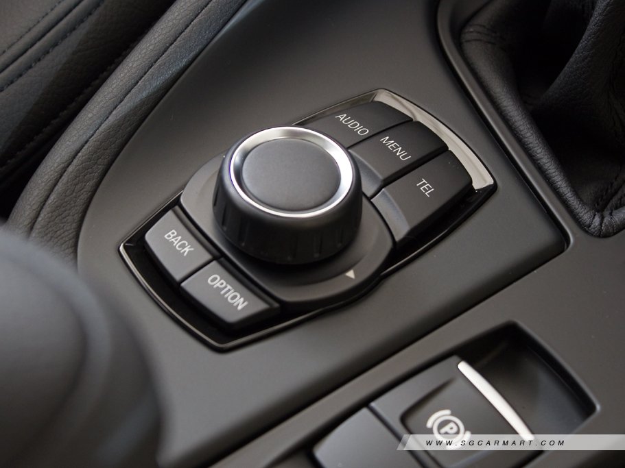 https://i.i-sgcm.com/new_cars/cars/11823/11823_g22