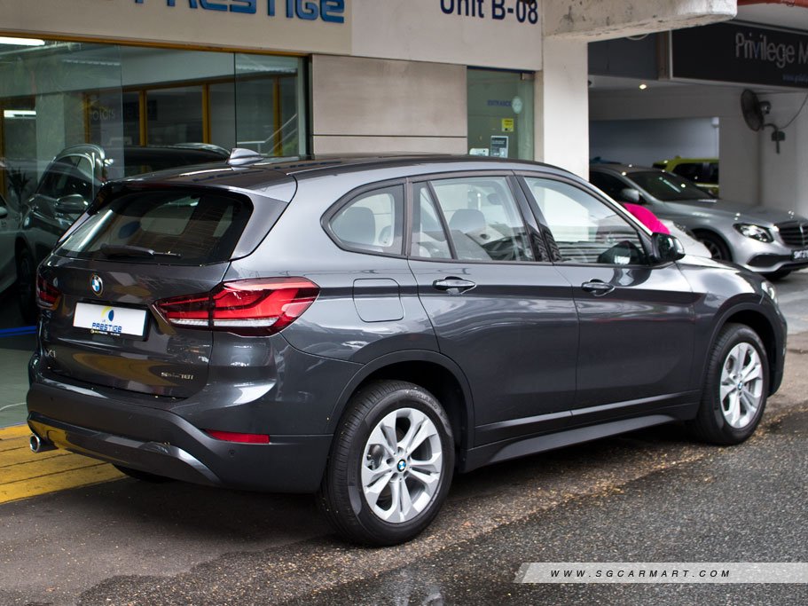 https://i.i-sgcm.com/new_cars/cars/11823/11823_g33