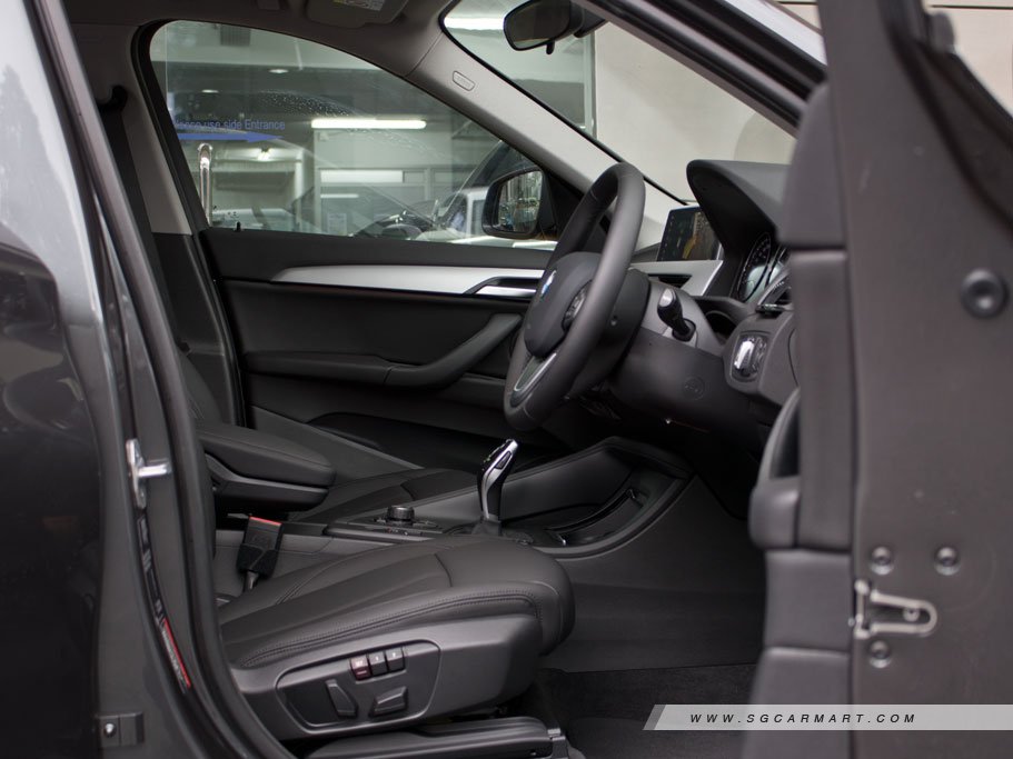 https://i.i-sgcm.com/new_cars/cars/11823/11823_g42