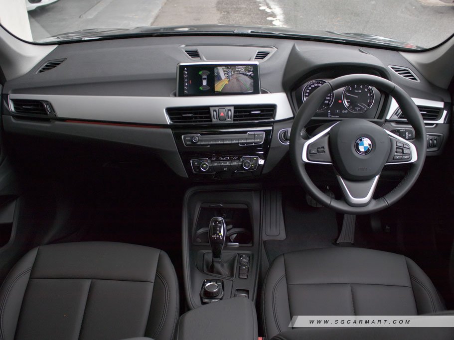 https://i.i-sgcm.com/new_cars/cars/11823/11823_g44