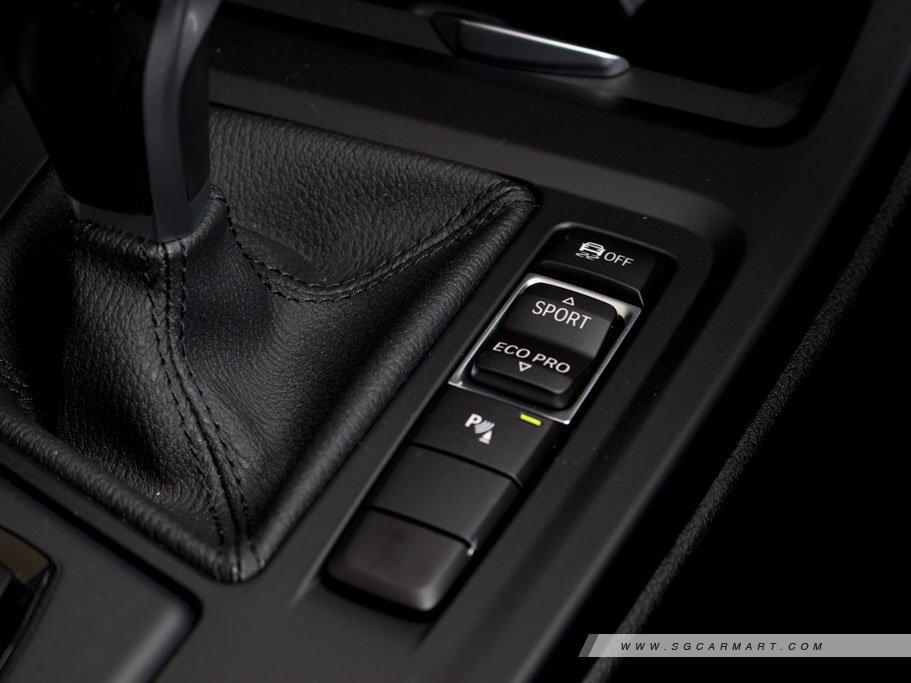 https://i.i-sgcm.com/new_cars/cars/11823/11823_g51
