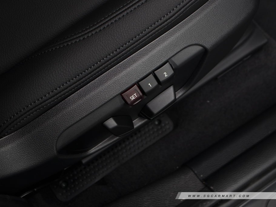 https://i.i-sgcm.com/new_cars/cars/11823/11823_g54
