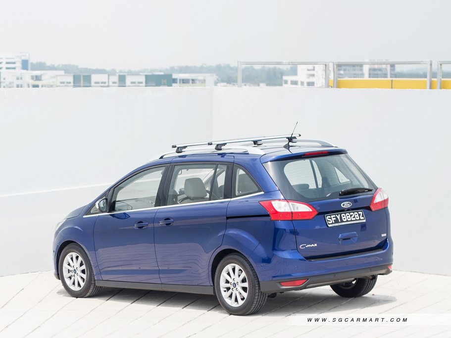 https://i.i-sgcm.com/new_cars/cars/11824/11824_g17