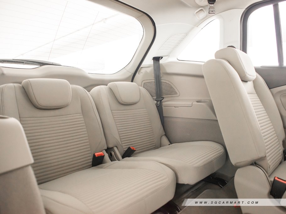 https://i.i-sgcm.com/new_cars/cars/11824/11824_g25