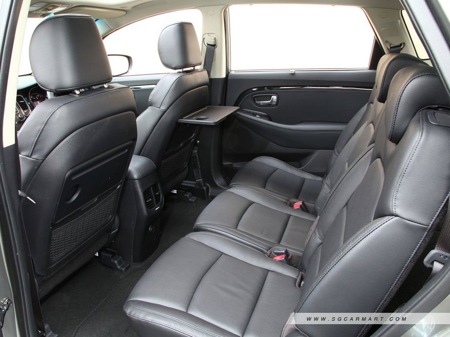 https://i.i-sgcm.com/new_cars/cars/11825/11825_g11