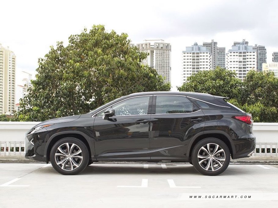 https://i.i-sgcm.com/new_cars/cars/11828/11828_g17