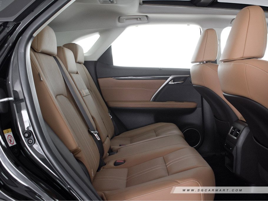 https://i.i-sgcm.com/new_cars/cars/11828/11828_g24