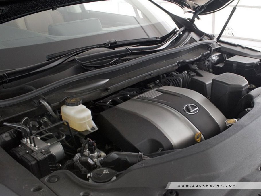 https://i.i-sgcm.com/new_cars/cars/11828/11828_g33