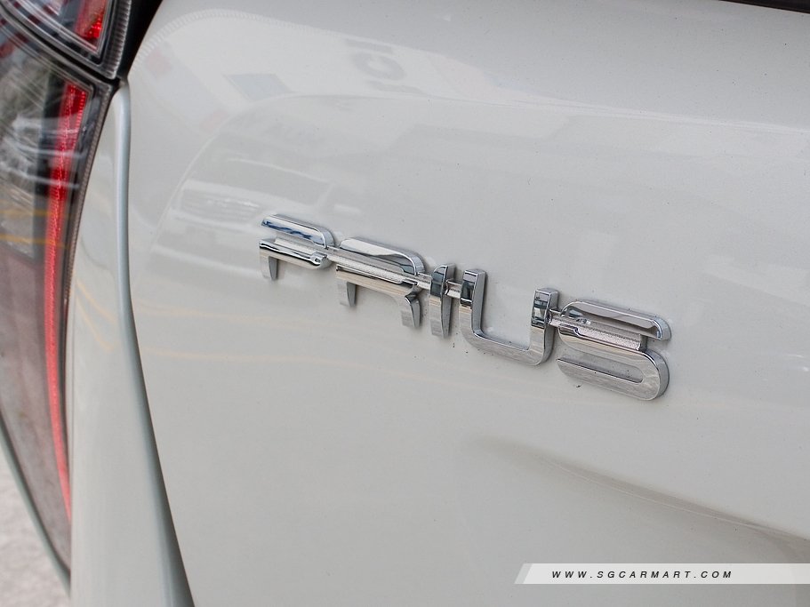 Toyota Prius Hybrid 2016 10