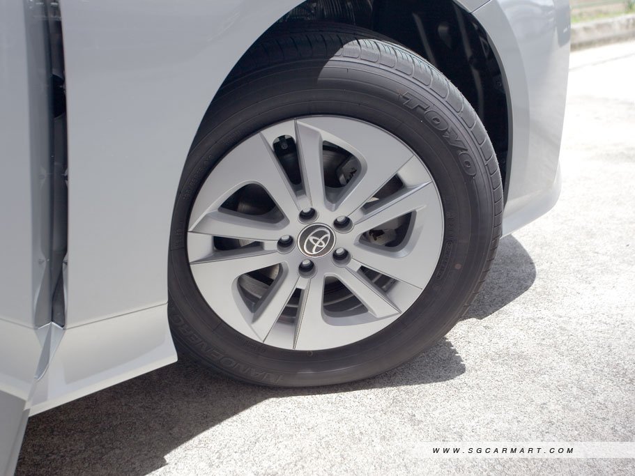 https://i.i-sgcm.com/new_cars/cars/11830/11830_g27