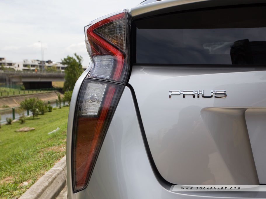 https://i.i-sgcm.com/new_cars/cars/11830/11830_g28