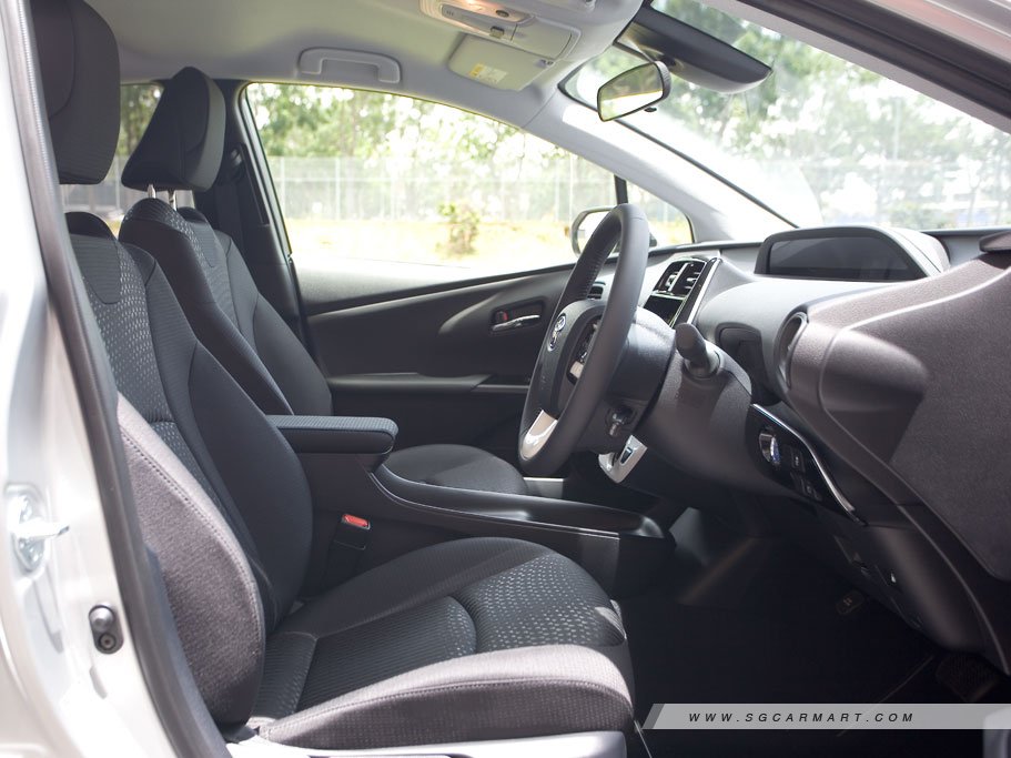 https://i.i-sgcm.com/new_cars/cars/11830/11830_g30