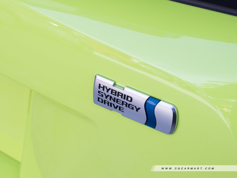 https://i.i-sgcm.com/new_cars/cars/11830/11830_g52