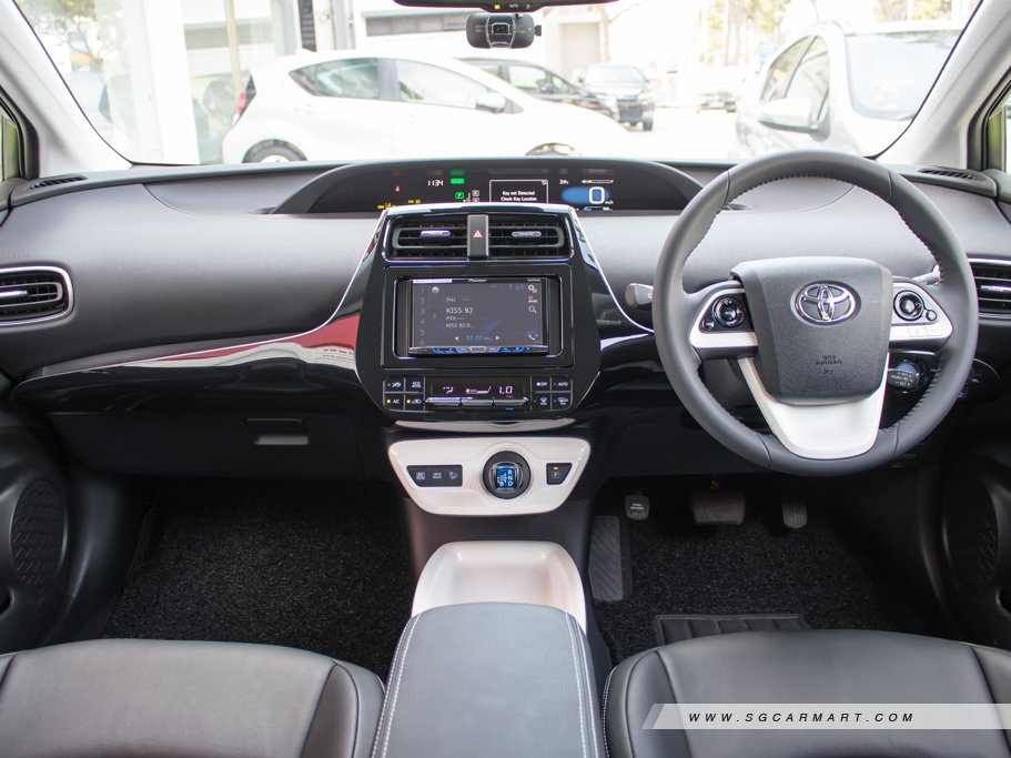 https://i.i-sgcm.com/new_cars/cars/11830/11830_g55