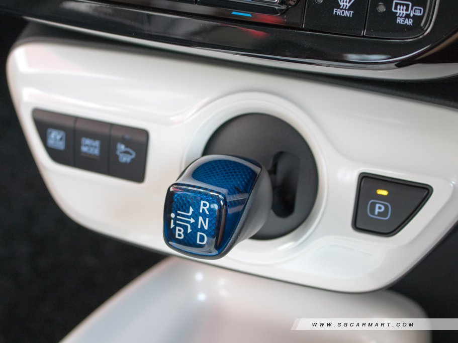 https://i.i-sgcm.com/new_cars/cars/11830/11830_g62