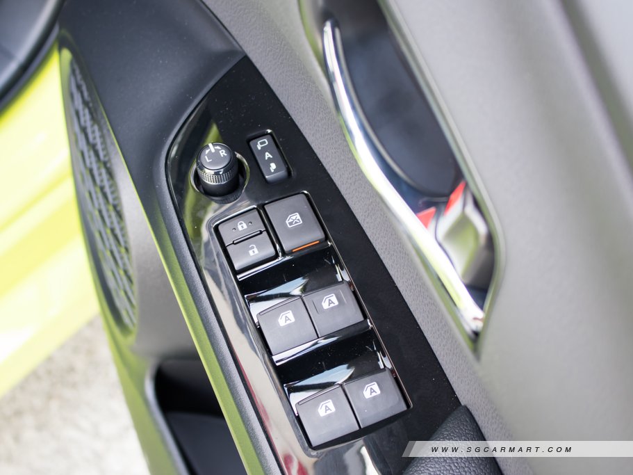 https://i.i-sgcm.com/new_cars/cars/11830/11830_g66