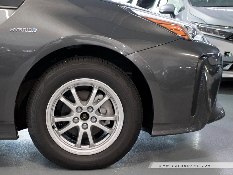 https://i.i-sgcm.com/new_cars/cars/11830/11830_g74