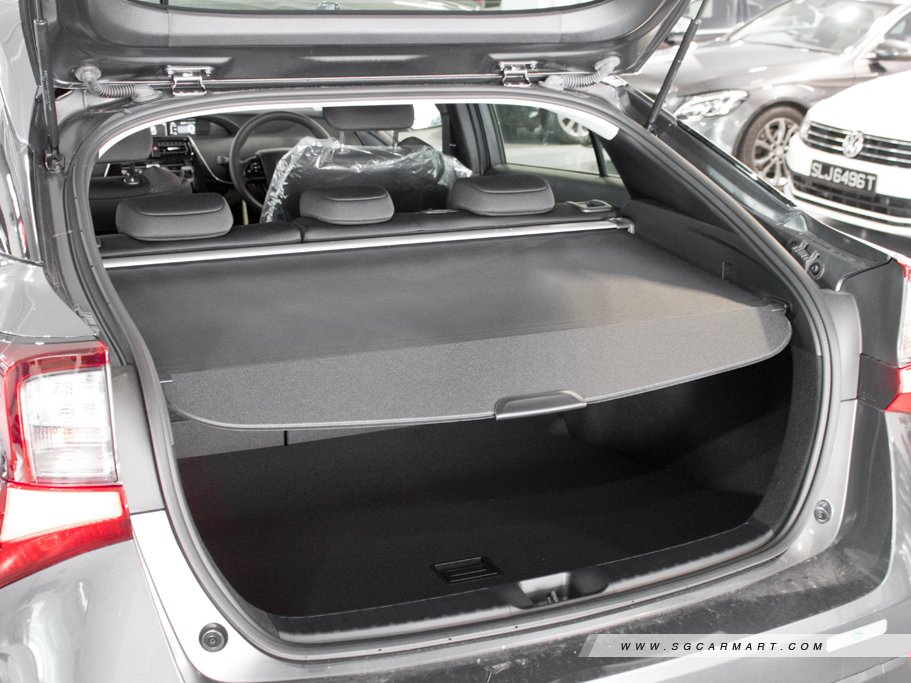 https://i.i-sgcm.com/new_cars/cars/11830/11830_g92