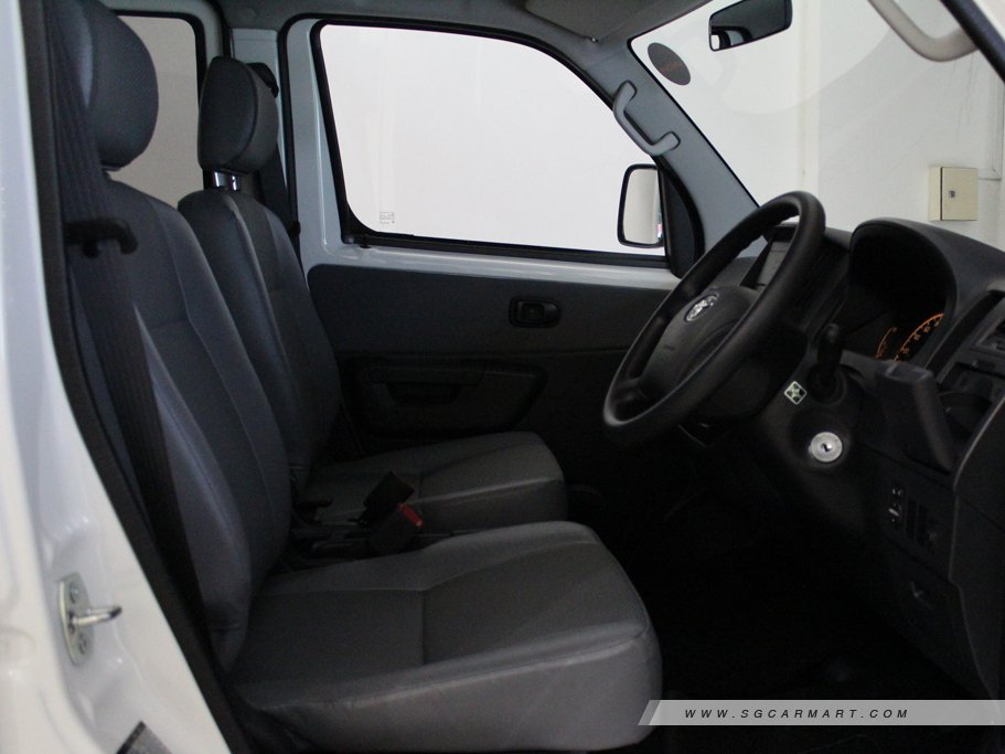 https://i.i-sgcm.com/new_cars/cars/11831/11831_g6