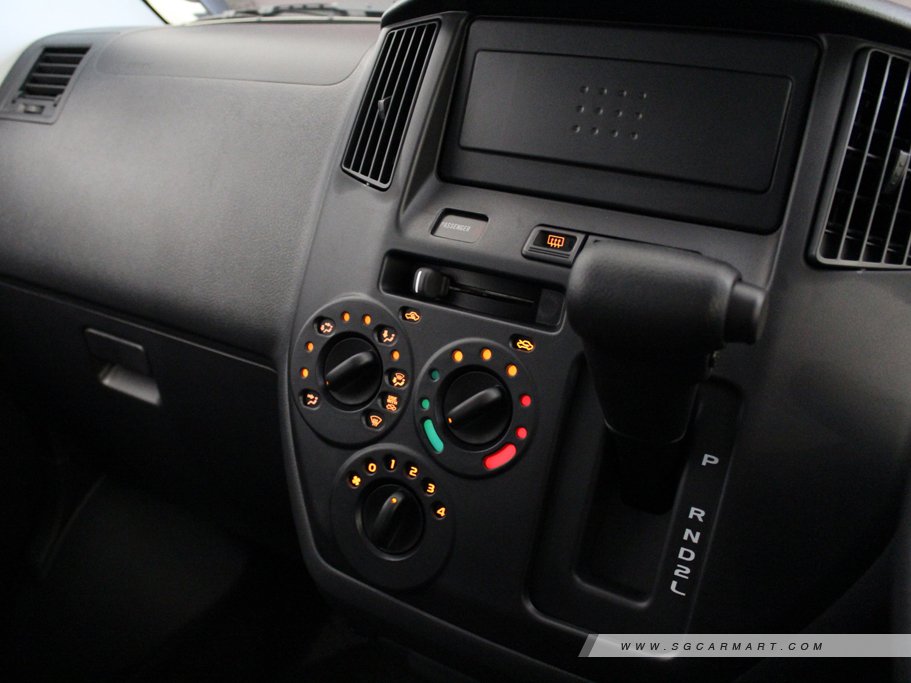 https://i.i-sgcm.com/new_cars/cars/11831/11831_g8
