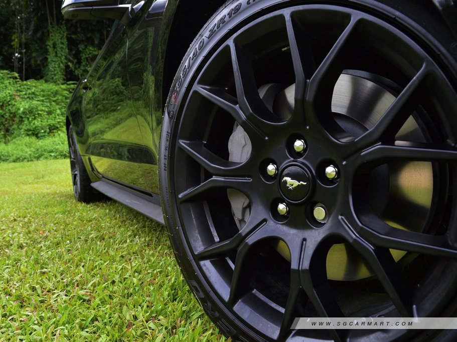 https://i.i-sgcm.com/new_cars/cars/11834/11834_g119