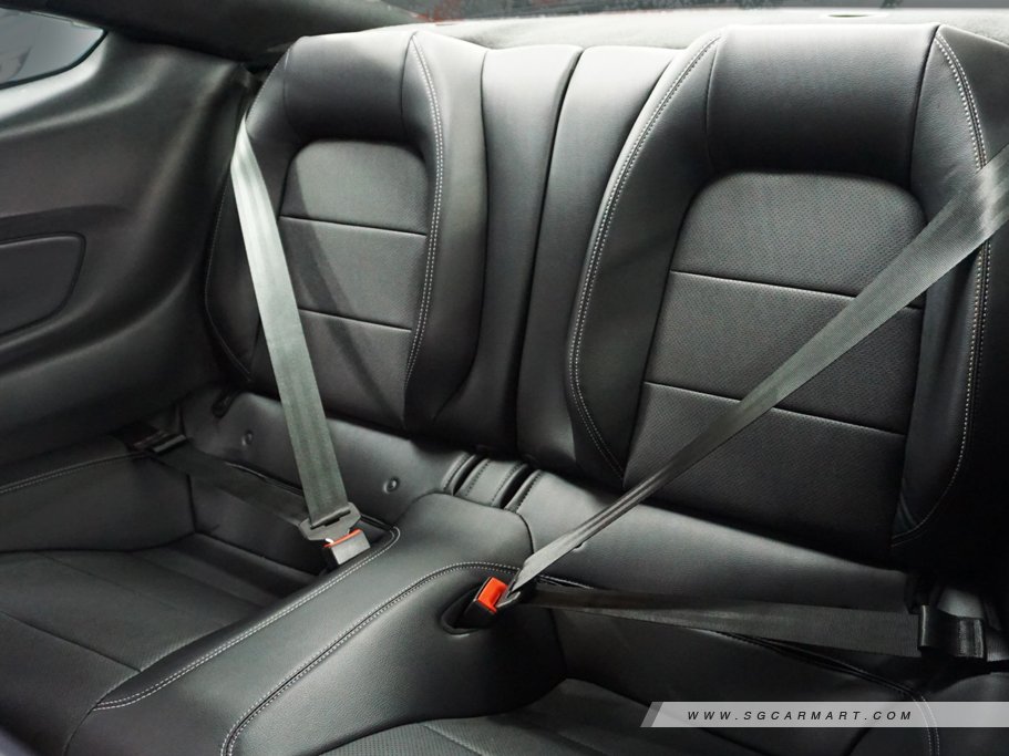 https://i.i-sgcm.com/new_cars/cars/11834/11834_g130