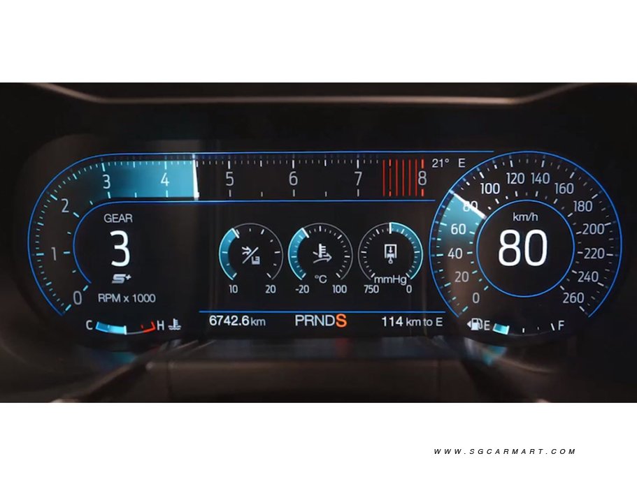 https://i.i-sgcm.com/new_cars/cars/11834/11834_g136