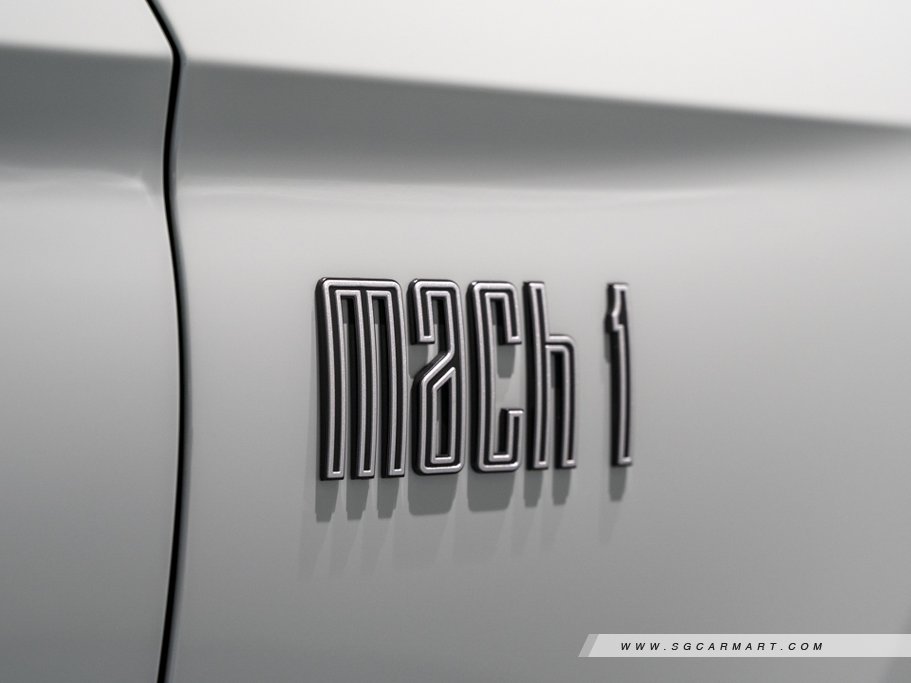 https://i.i-sgcm.com/new_cars/cars/11834/11834_g165