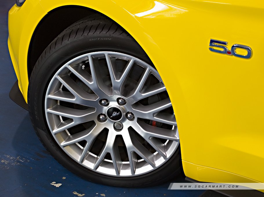 https://i.i-sgcm.com/new_cars/cars/11834/11834_g18