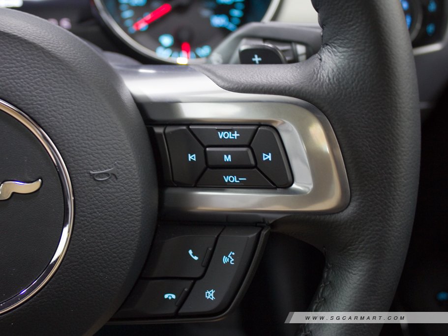 https://i.i-sgcm.com/new_cars/cars/11834/11834_g25