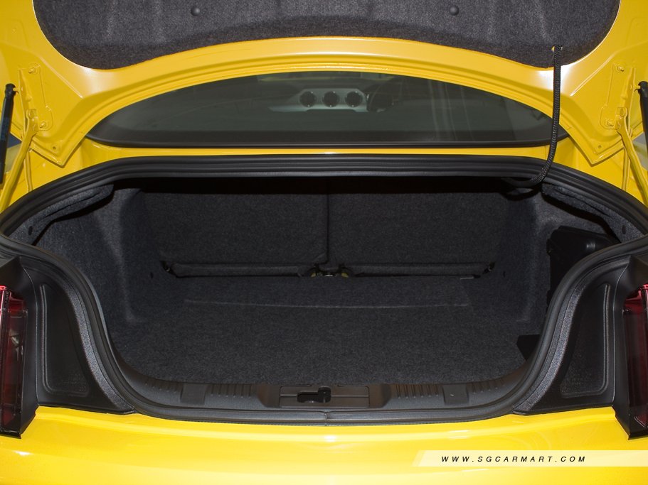 https://i.i-sgcm.com/new_cars/cars/11834/11834_g36