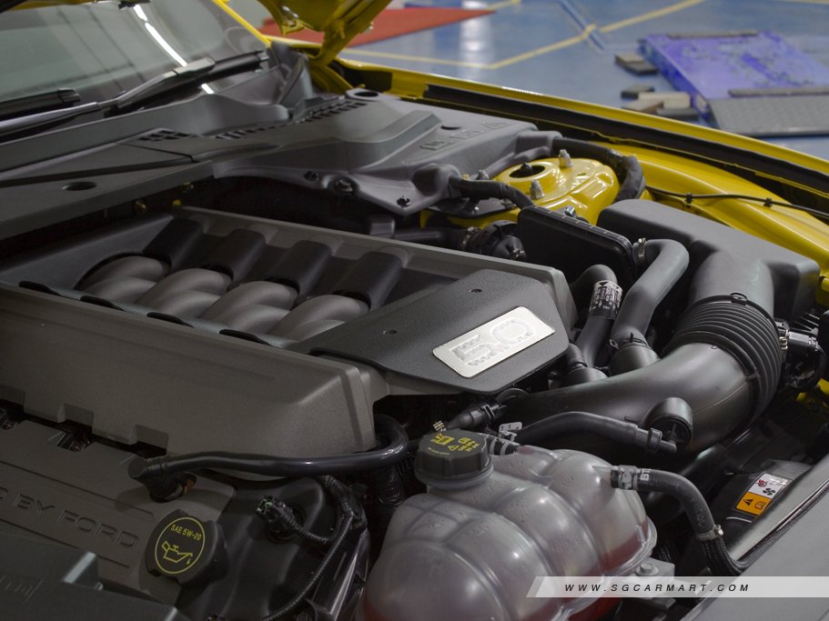 https://i.i-sgcm.com/new_cars/cars/11834/11834_g37