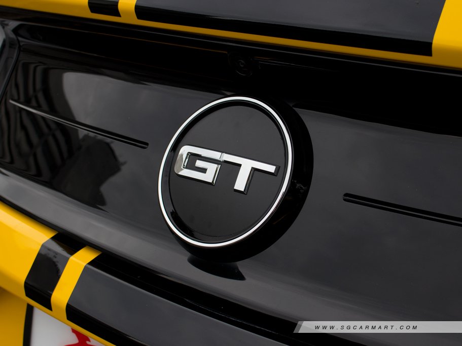 https://i.i-sgcm.com/new_cars/cars/11834/11834_g70