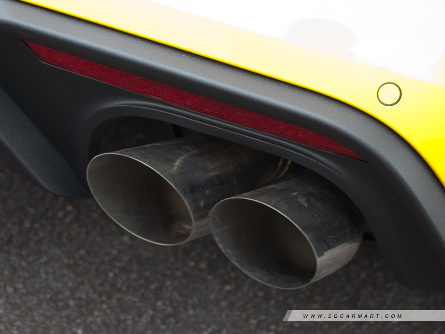 https://i.i-sgcm.com/new_cars/cars/11834/11834_g71