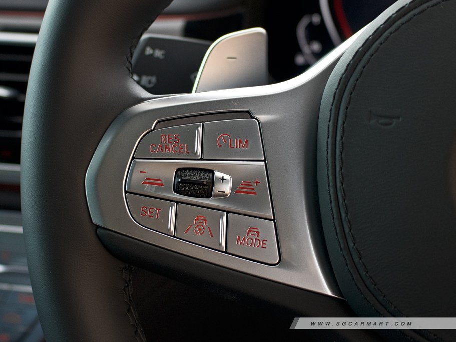 https://i.i-sgcm.com/new_cars/cars/11839/11839_g116