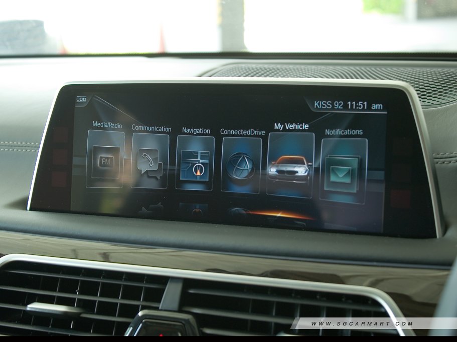 https://i.i-sgcm.com/new_cars/cars/11839/11839_g17