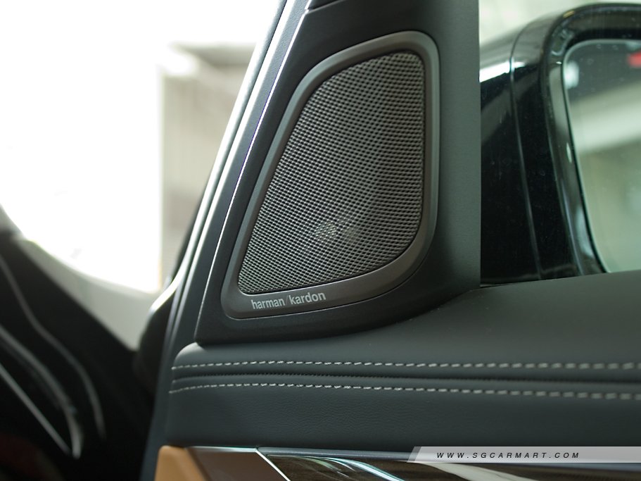 https://i.i-sgcm.com/new_cars/cars/11839/11839_g25
