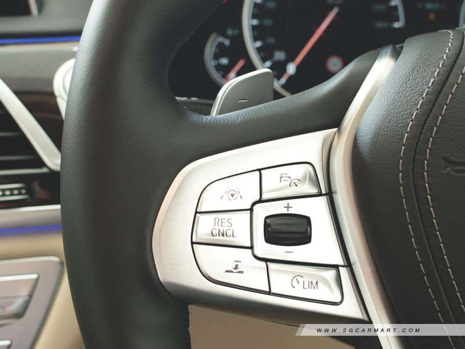 https://i.i-sgcm.com/new_cars/cars/11839/11839_g41
