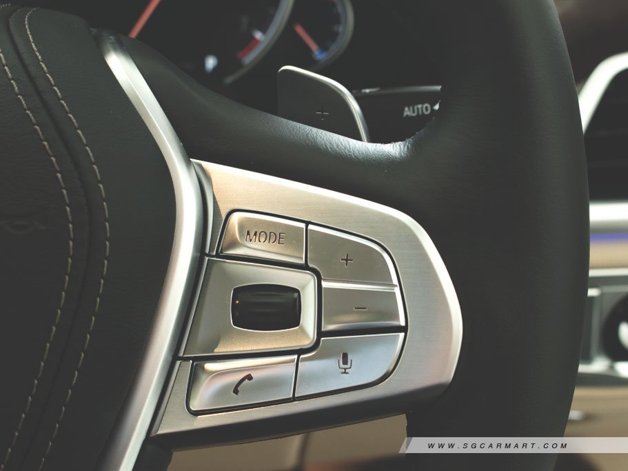 https://i.i-sgcm.com/new_cars/cars/11839/11839_g42