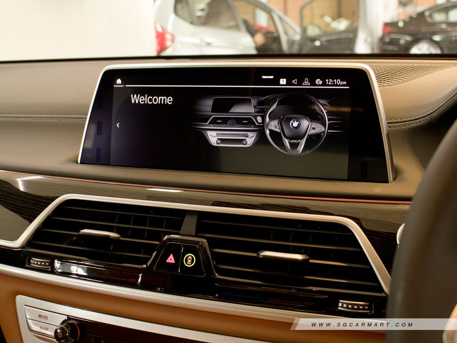 https://i.i-sgcm.com/new_cars/cars/11839/11839_g81
