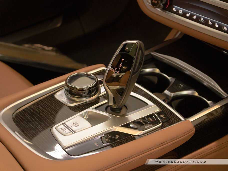 https://i.i-sgcm.com/new_cars/cars/11839/11839_g83
