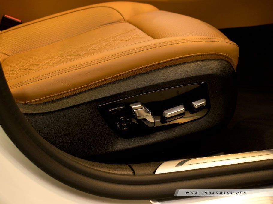 https://i.i-sgcm.com/new_cars/cars/11839/11839_g88