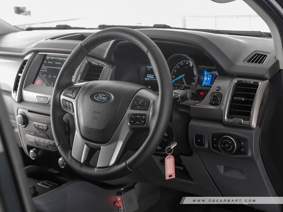 https://i.i-sgcm.com/new_cars/cars/11847/11847_g29