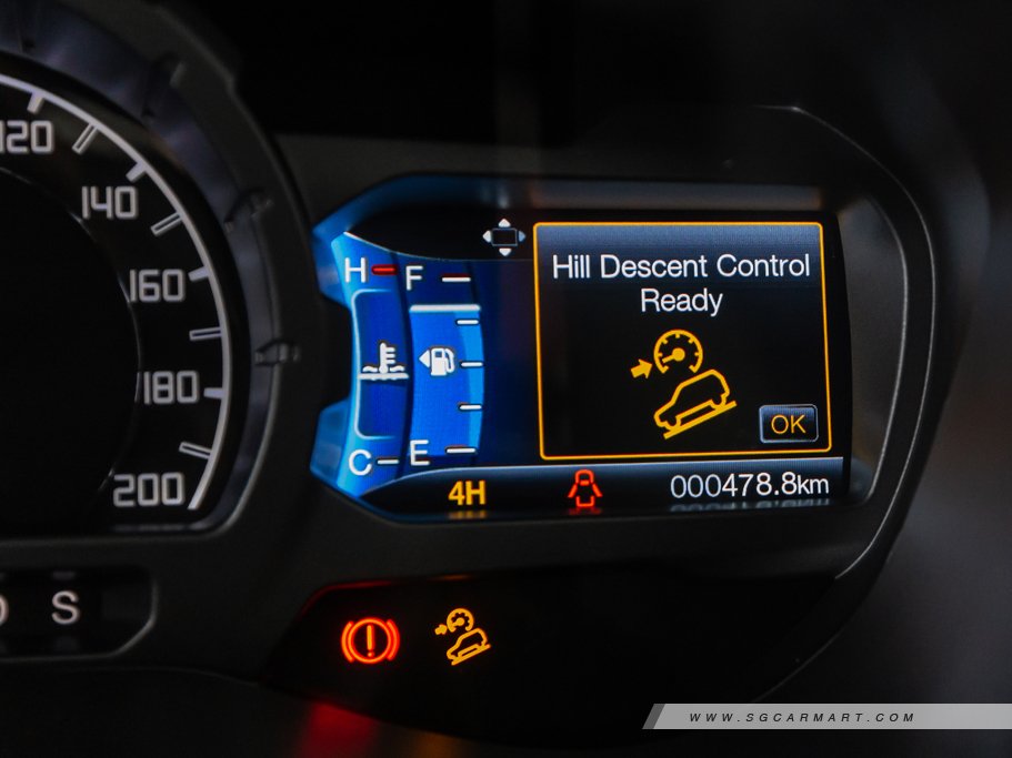 https://i.i-sgcm.com/new_cars/cars/11847/11847_g33