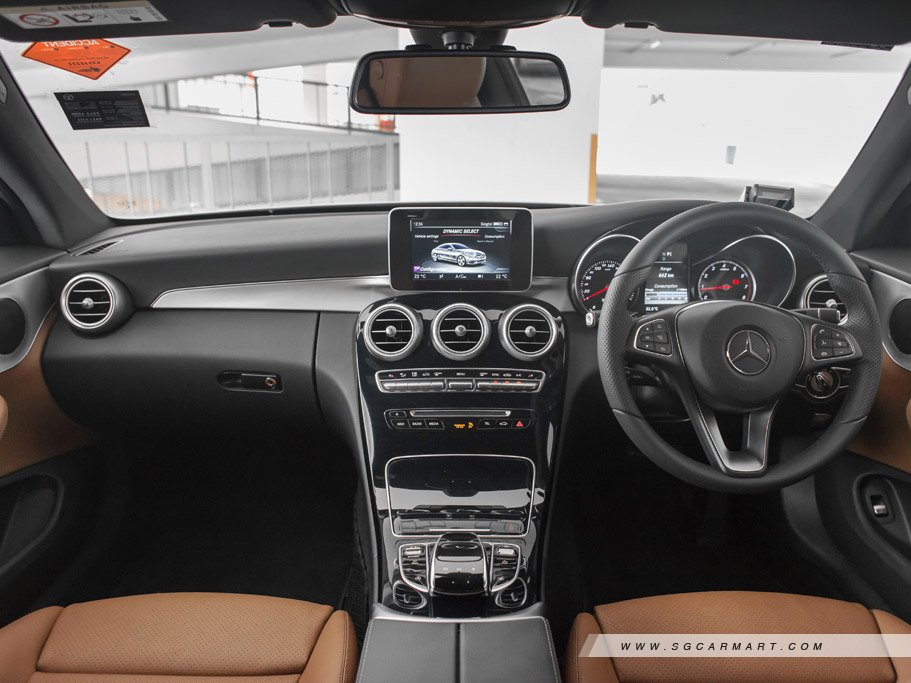 https://i.i-sgcm.com/new_cars/cars/11848/11848_g26