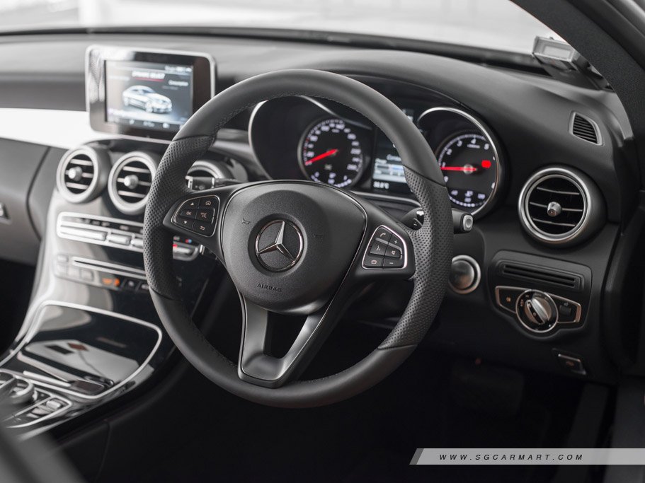 https://i.i-sgcm.com/new_cars/cars/11848/11848_g27