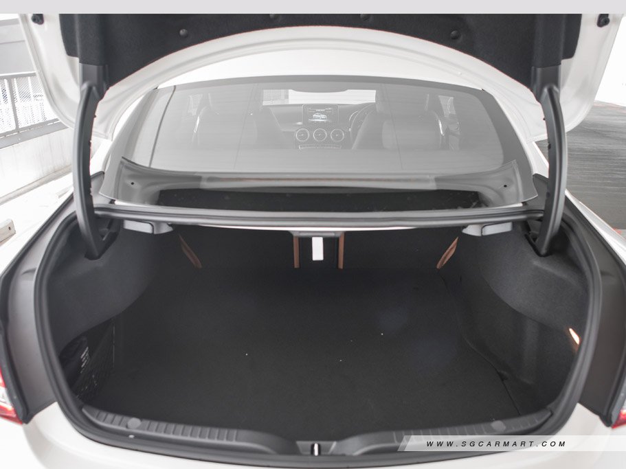 https://i.i-sgcm.com/new_cars/cars/11848/11848_g37