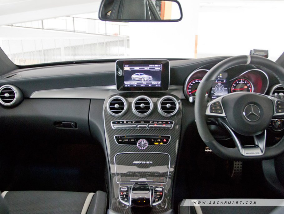 https://i.i-sgcm.com/new_cars/cars/11848/11848_g54