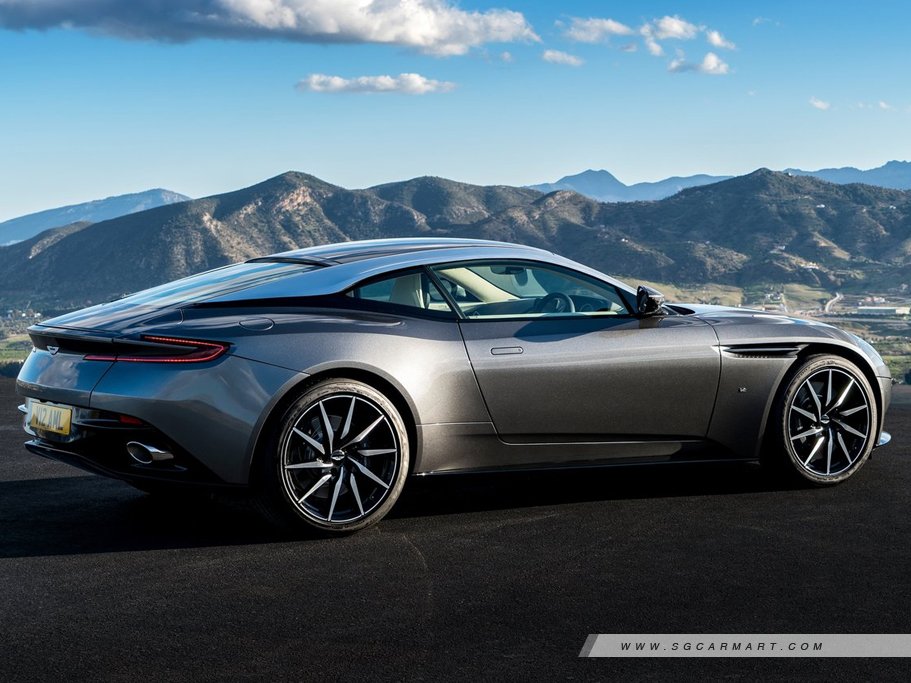 https://i.i-sgcm.com/new_cars/cars/11850/11850_g7
