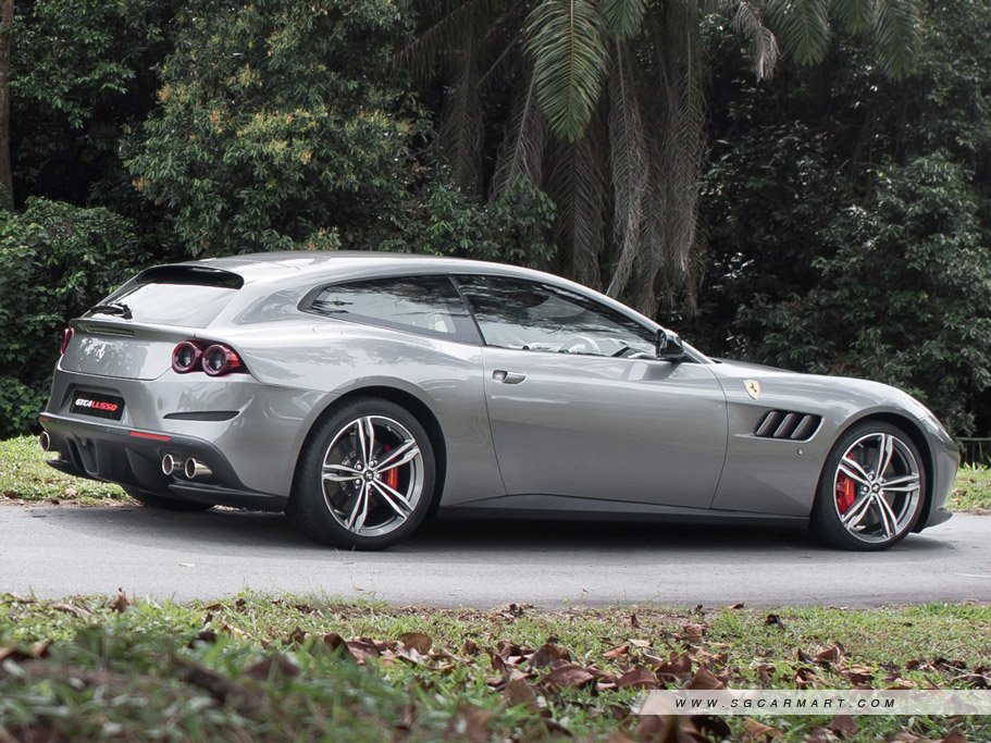 Ferrari GTC4Lusso